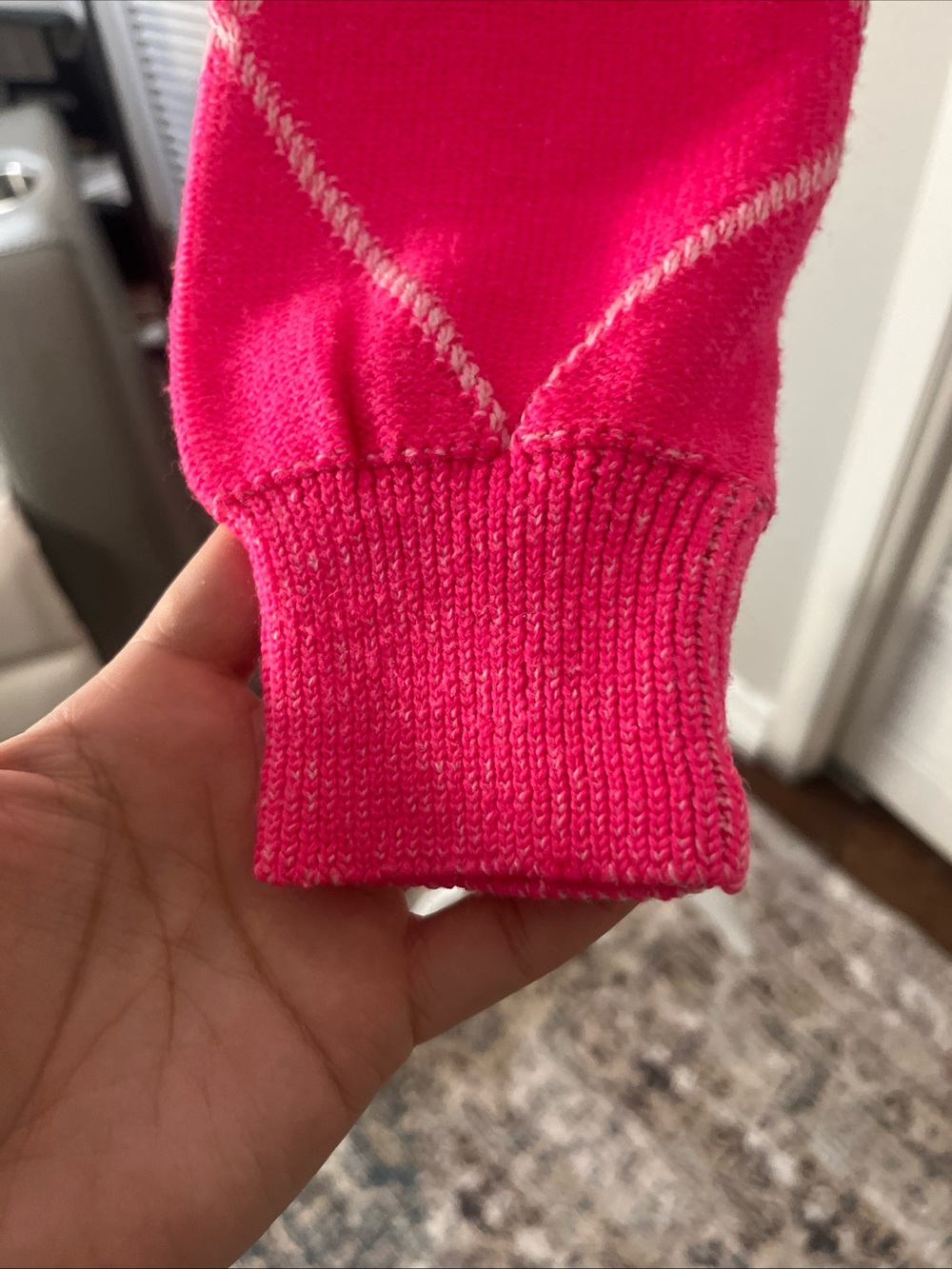 Bogner Bright Pink Crewneck Sweater with white diamond Argyle print sz Small - Picture 7 of 11
